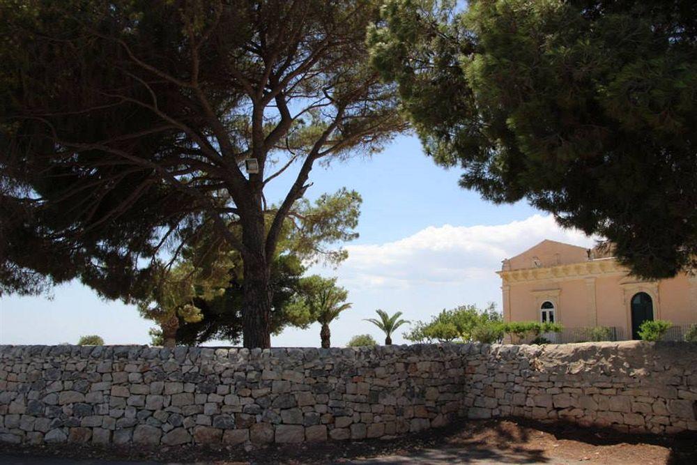فندق Torre Del Mare إيسبيكا المظهر الخارجي الصورة